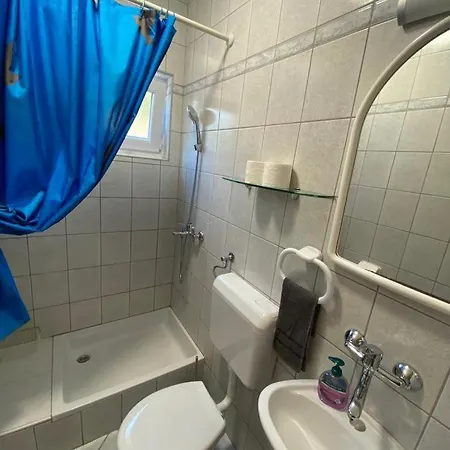 Apartment-maribel-70-m-from-beach Lejlighed