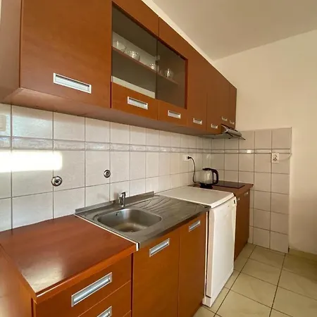 Lejlighed Apartment-maribel-70-m-from-beach *